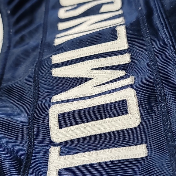 SANDIEGO CHARGERS LADAINIAN TOMLINSON REEBOK THROWBACK JERSEY BOYS SIZE SMALL - Picture 11 of 12